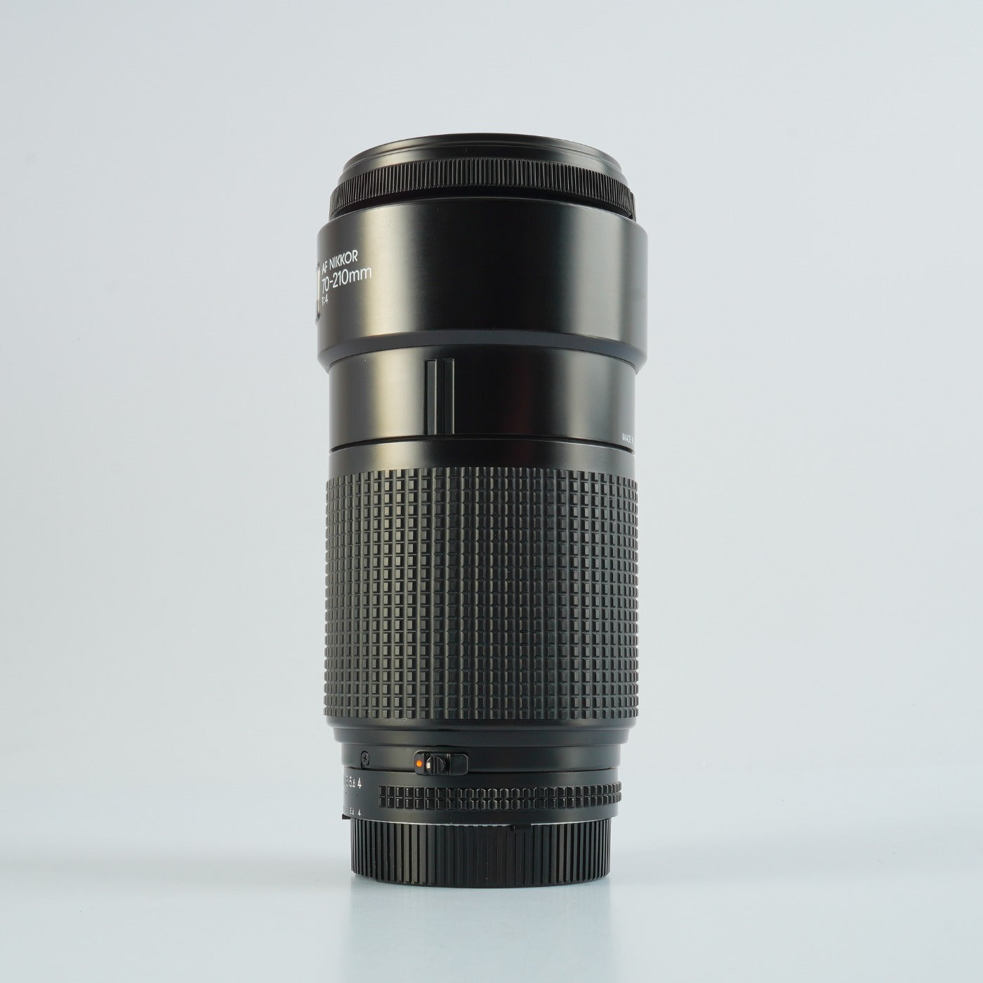 Nikon AF Nikkor 70-210mm F/4 ズームレンズ