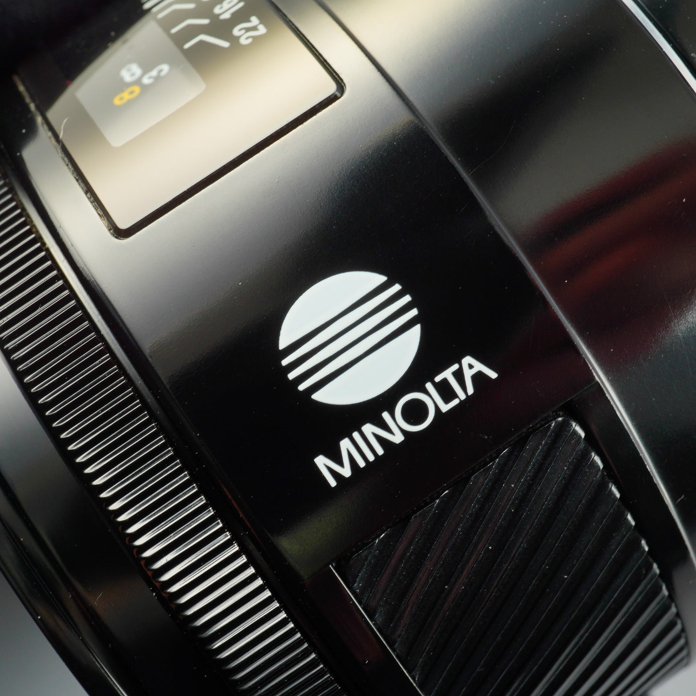 MINOLTA AF 28mm F/2 単焦点レンズ