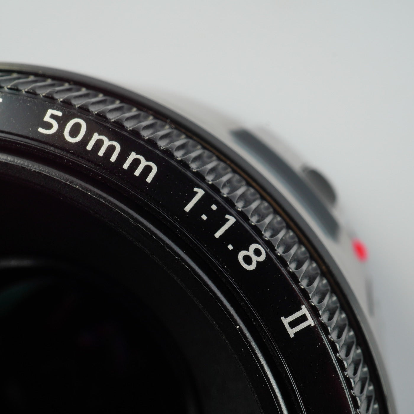 Canon EF 50mm F/1.8 Ⅱ 単焦点レンズ