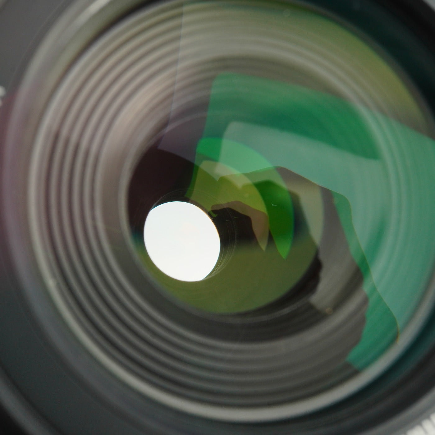 Canon EF-S 55-250mm F/4-5.6 IS ズームレンズ