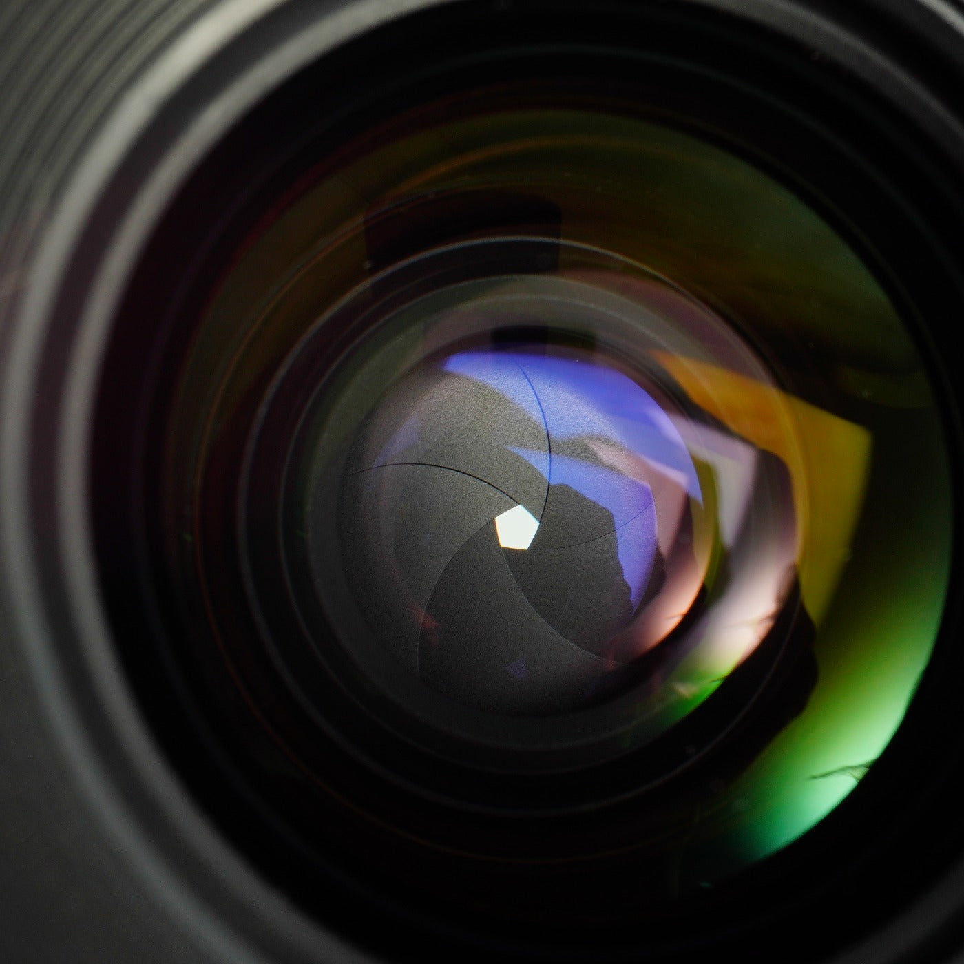 Canon New FD NFD 28mm F/2.8 単焦点レンズ