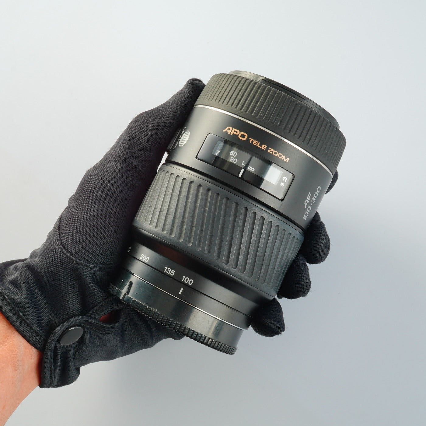 MINOLTA AF APO TELE ZOOM 100-300mm F/4.5-5.6 D ズームレンズ
