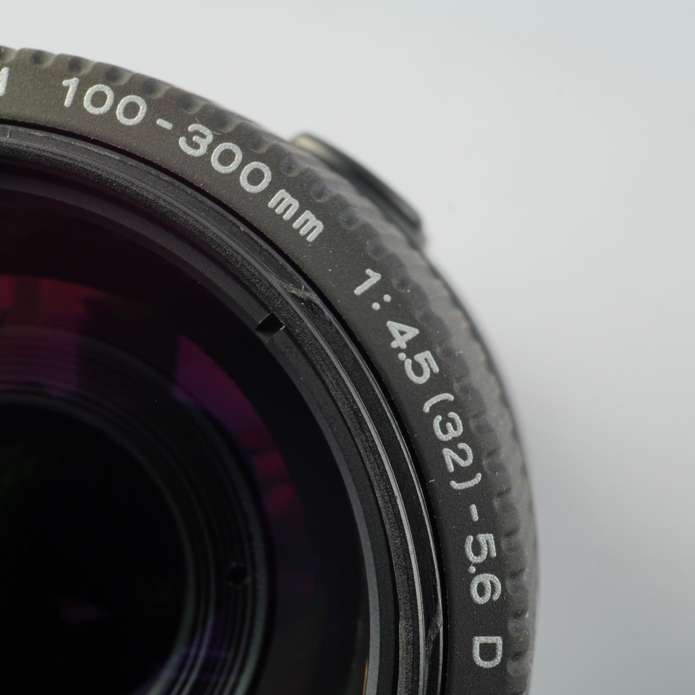 MINOLTA AF APO TELE ZOOM 100-300mm F/4.5-5.6 D ズームレンズ