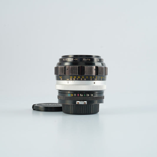 Nikon Nikkor-H Auto 85mm F/1.8 単焦点レンズ