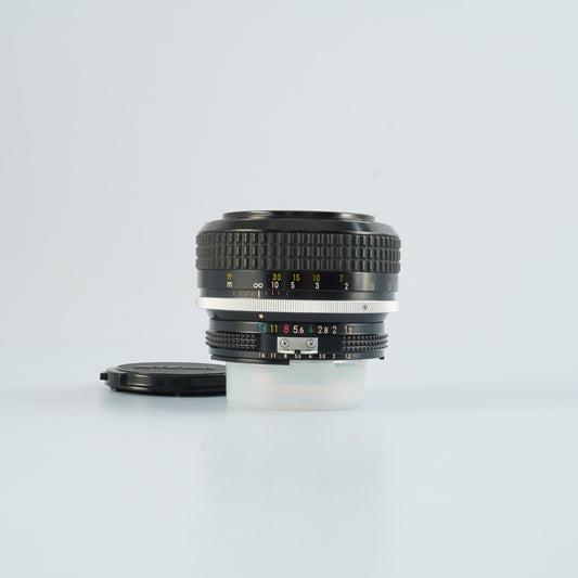 Nikon Ai Nikkor 55mm F/1.2 単焦点レンズ