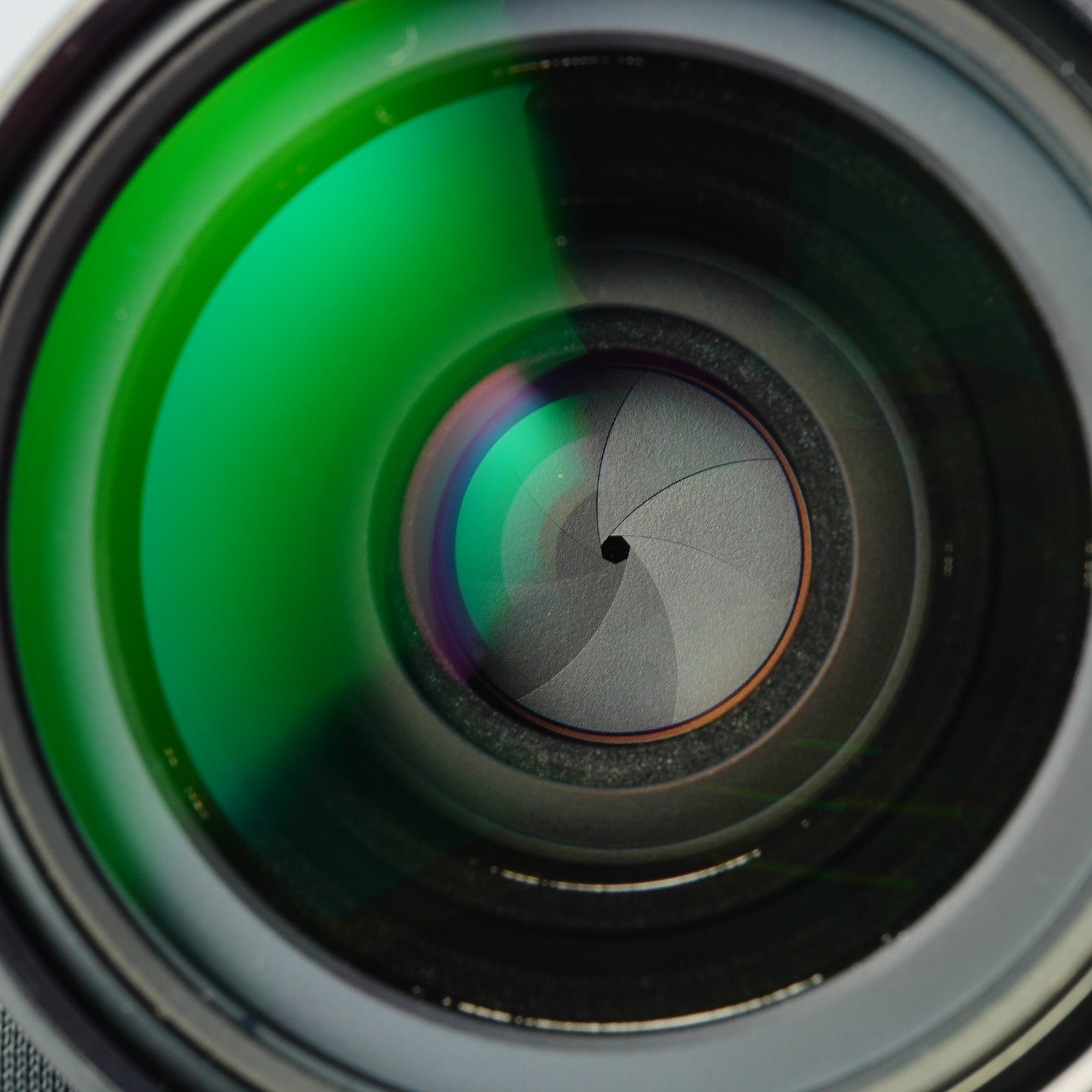 Nikon Ai-S NIKKOR 35mm F/2 単焦点レンズ