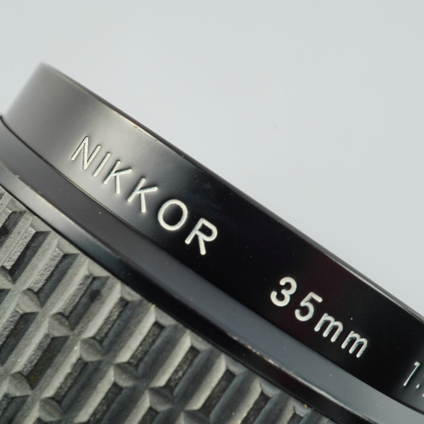 Nikon Ai-S NIKKOR 35mm F/2 単焦点レンズ