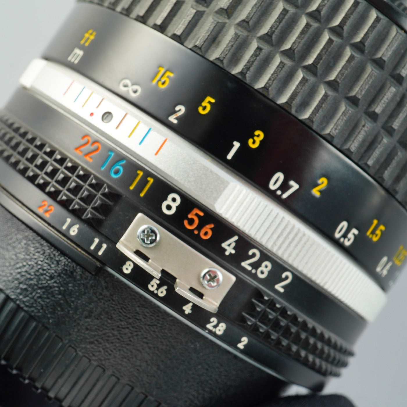 Nikon Ai-S NIKKOR 35mm F/2 単焦点レンズ