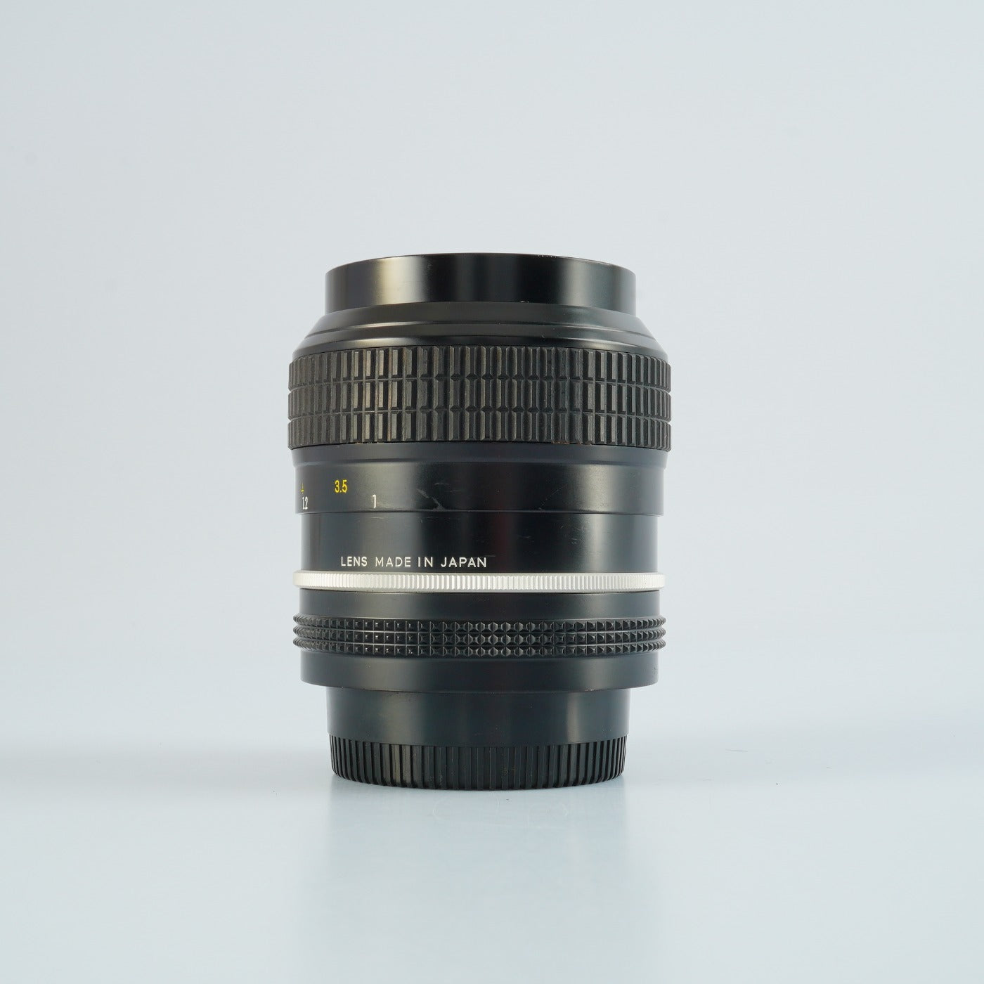 Nikon 非Ai Nikkor 105mm F/2.5 単焦点レンズ