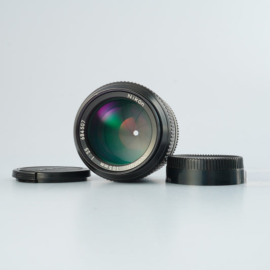 Nikon 非Ai Nikkor 105mm F/2.5 単焦点レンズ