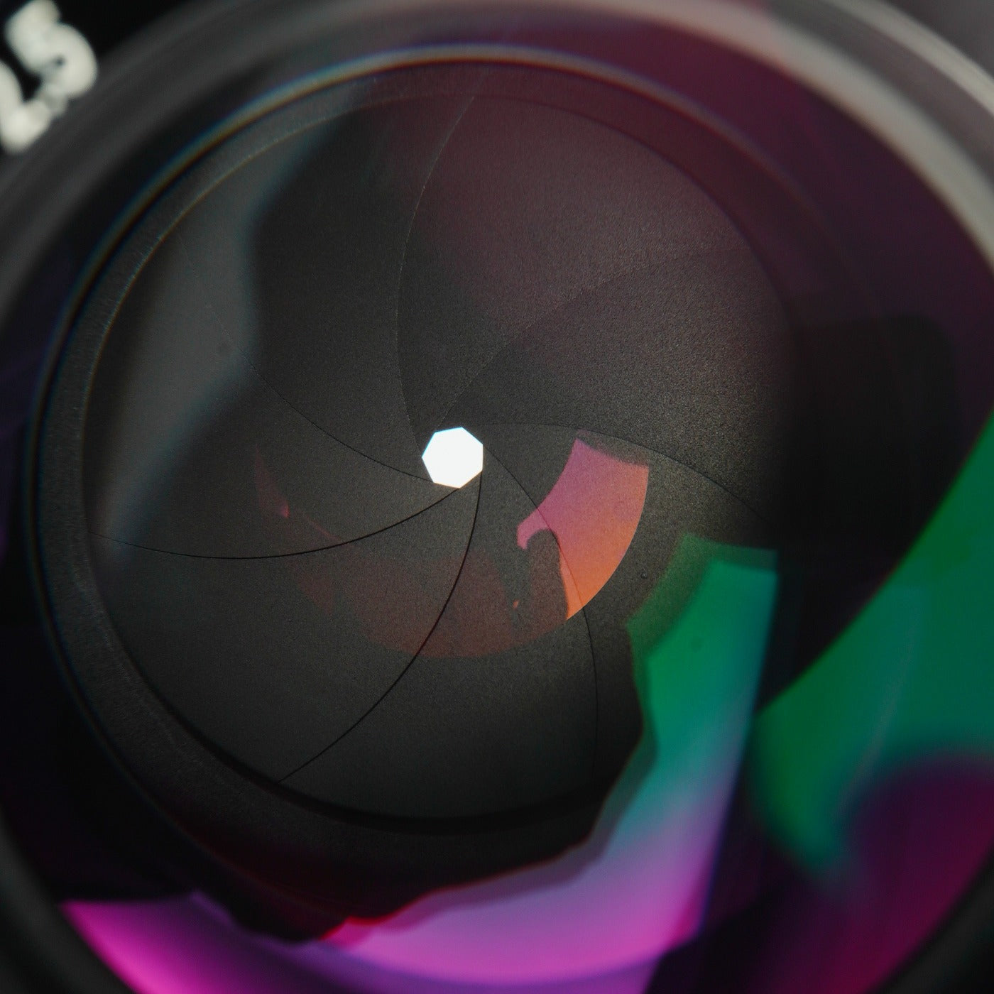 Nikon 非Ai Nikkor 105mm F/2.5 単焦点レンズ