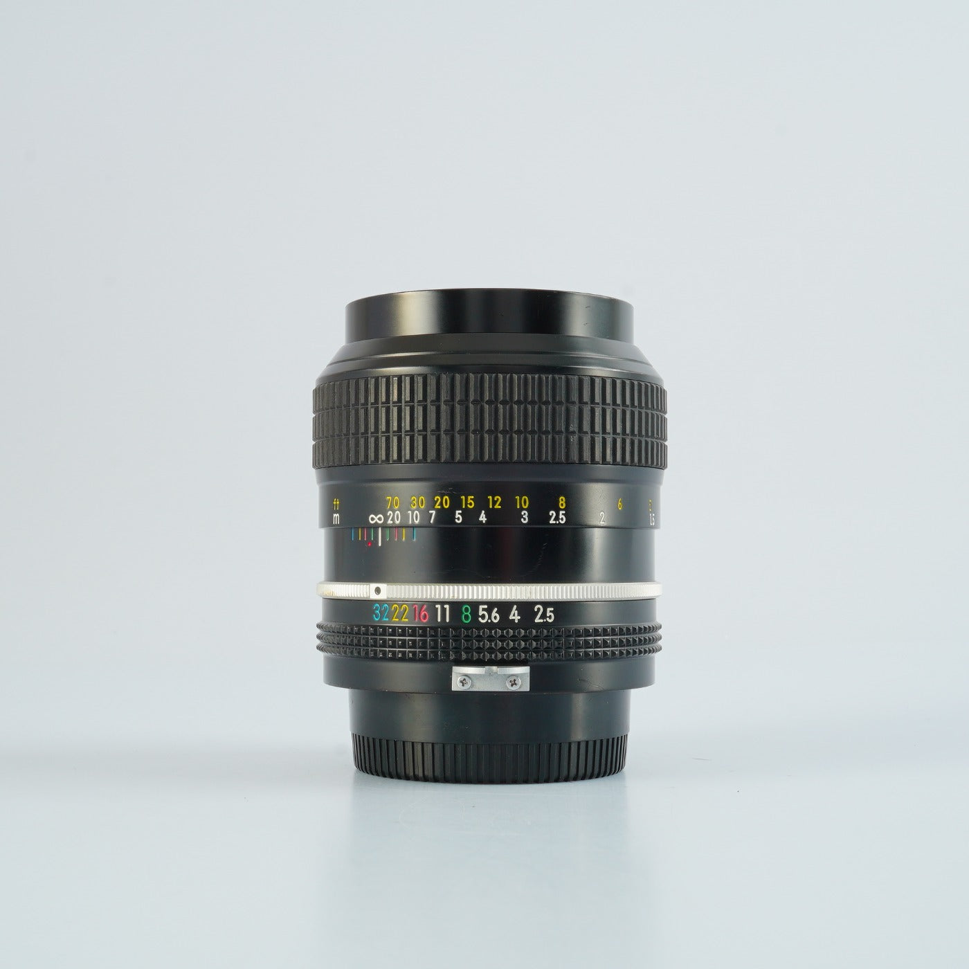 Nikon 非Ai Nikkor 105mm F/2.5 単焦点レンズ