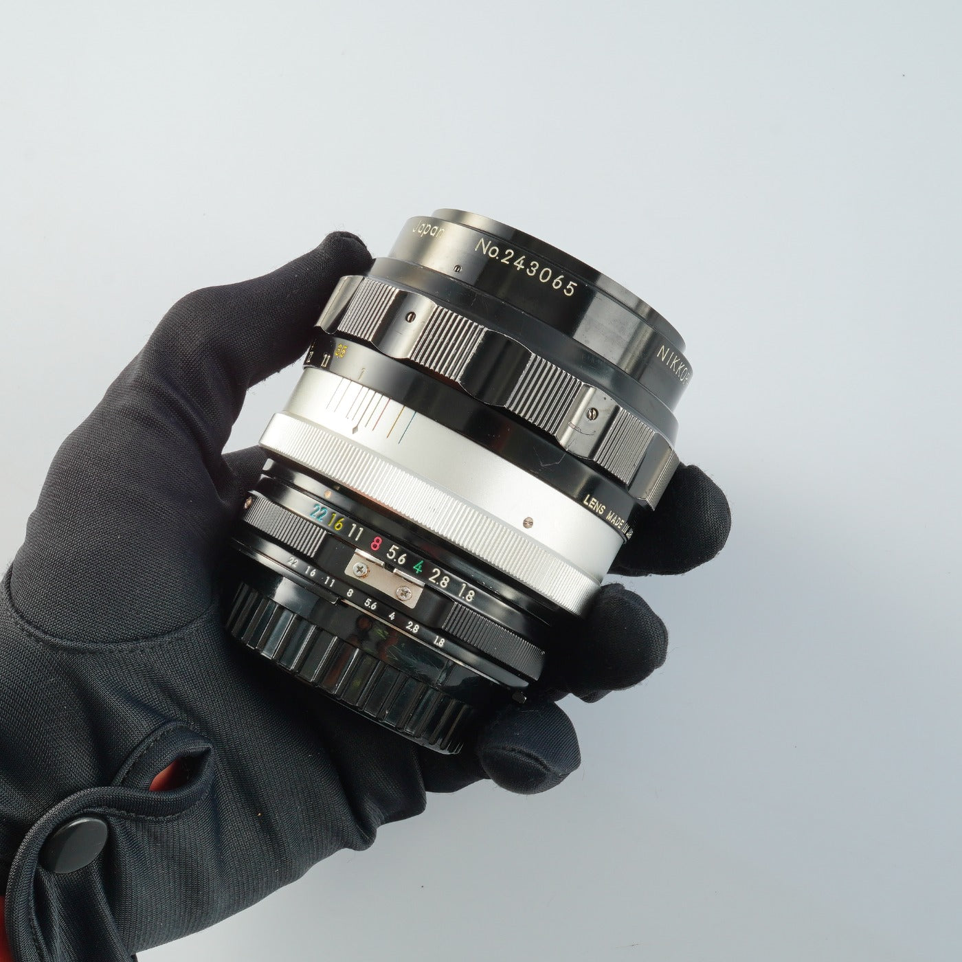 【Overhauled】 Nikon Ai改 Nikkor-H Auto 85mm F/1.8 単焦点レンズ