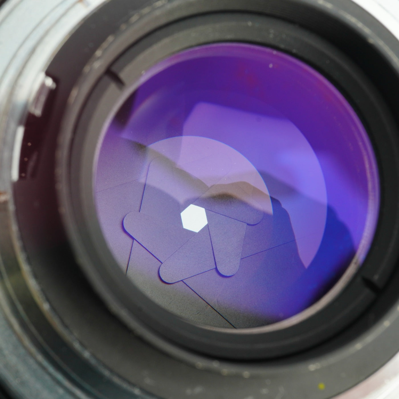 【Overhauled】 Nikon Ai改 Nikkor-H Auto 85mm F/1.8 単焦点レンズ
