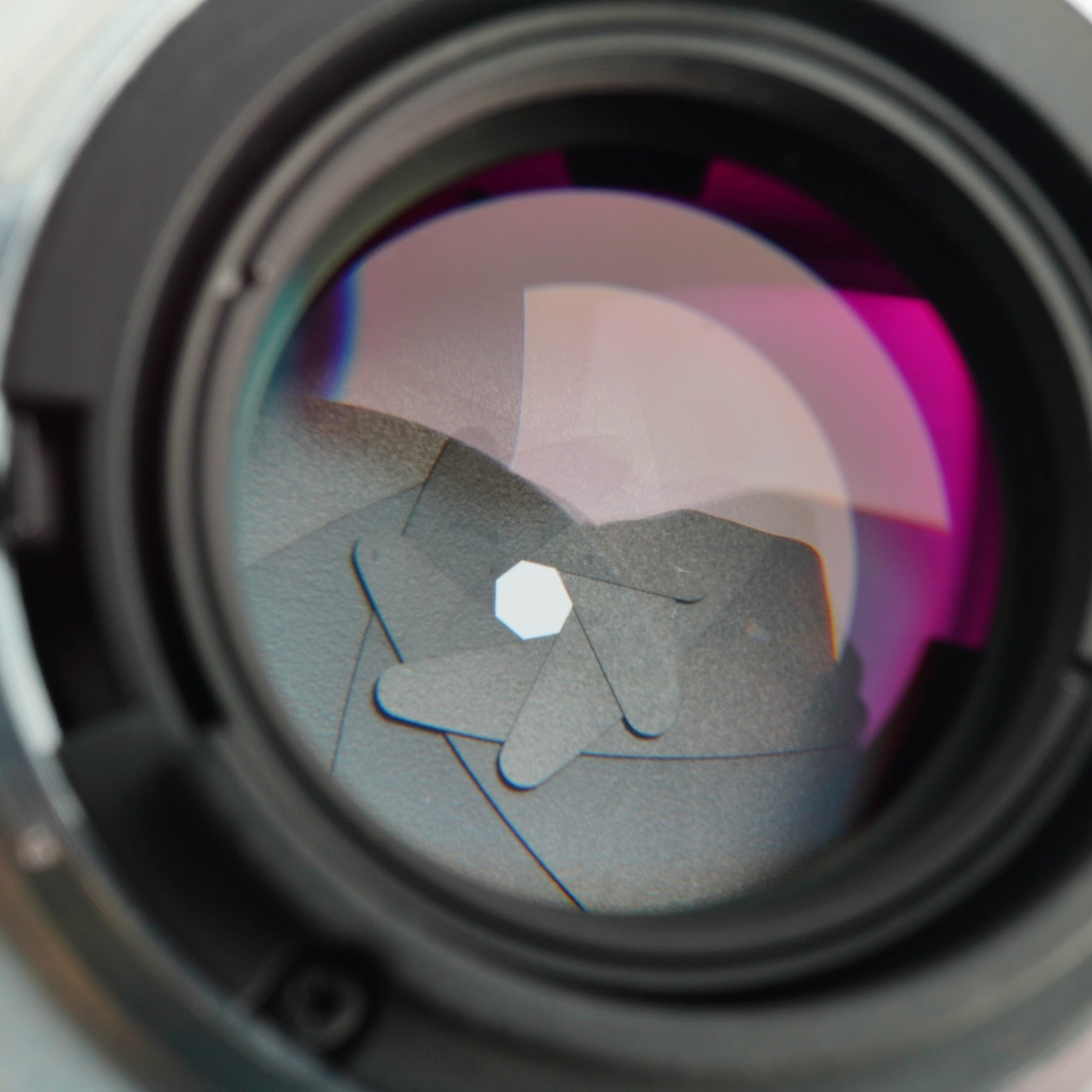 【Serviced】 Nikon Ai-S NIKKOR 85mm F/2 単焦点レンズ