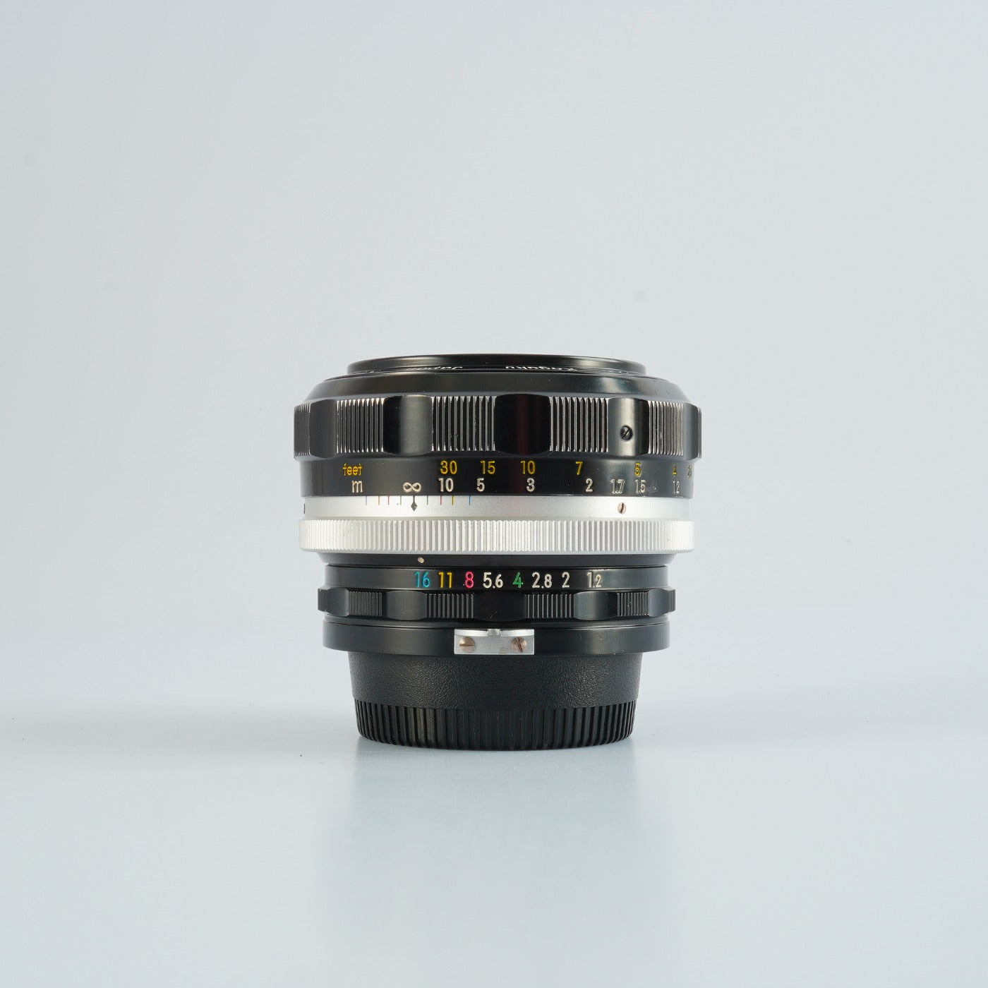 【Serviced】 Nikon 非Ai Nikkor-S Auto 55mm F/1.2 単焦点レンズ