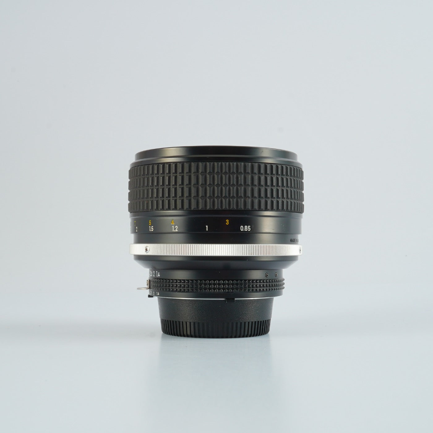【Serviced】 Nikon Ai-S NIKKOR 85mm F/1.4 単焦点レンズ