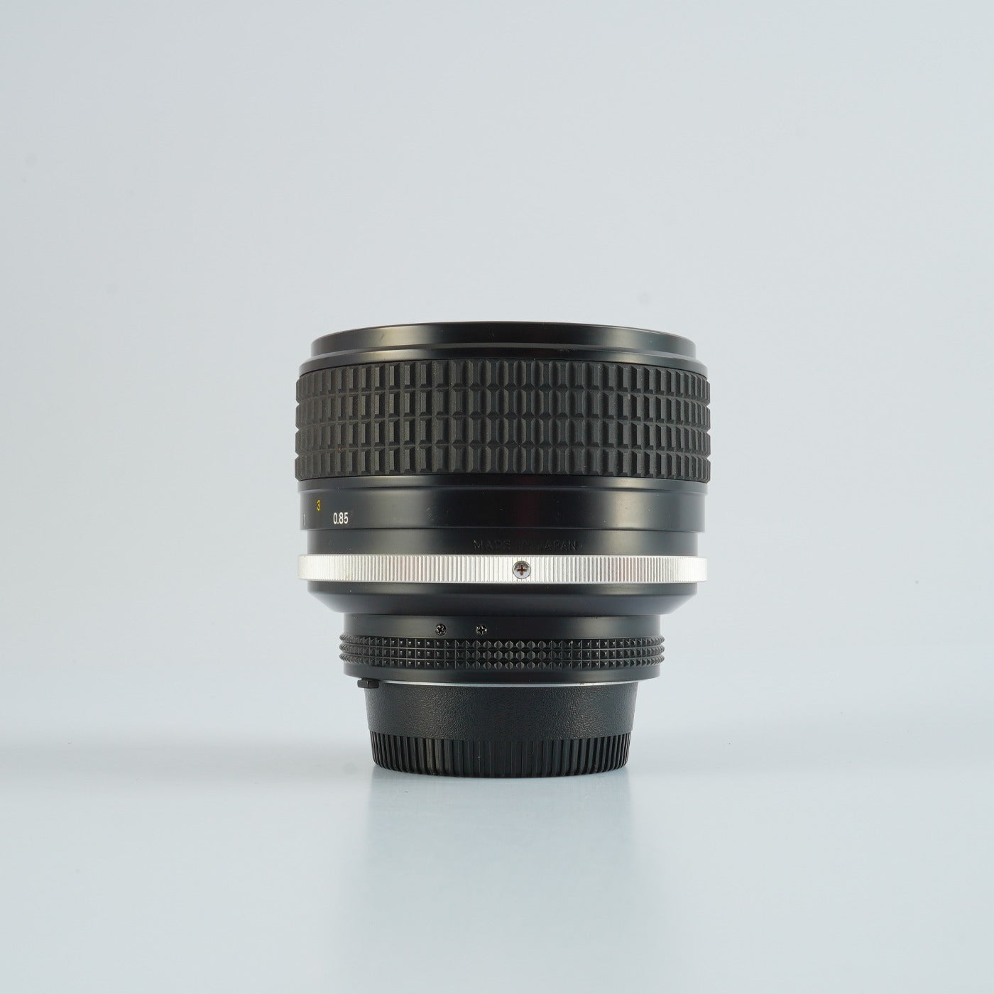 【Serviced】 Nikon Ai-S NIKKOR 85mm F/1.4 単焦点レンズ