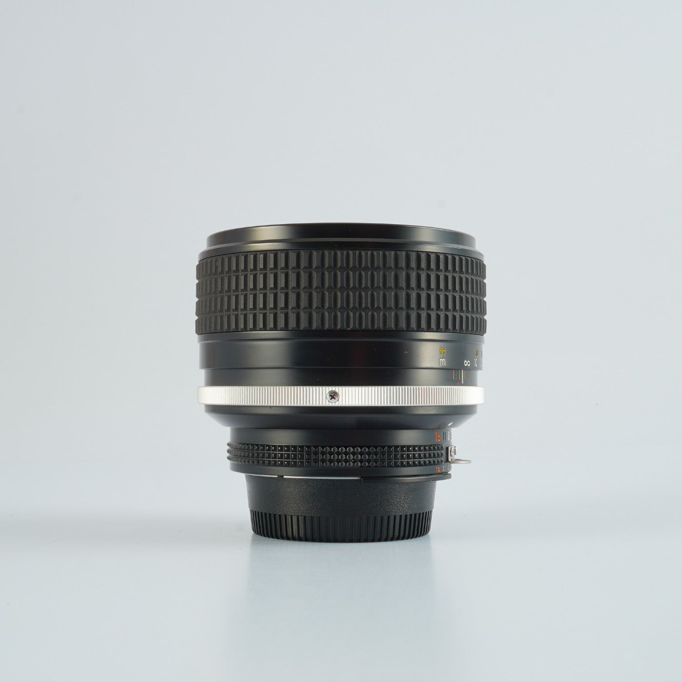 【Serviced】 Nikon Ai-S NIKKOR 85mm F/1.4 単焦点レンズ