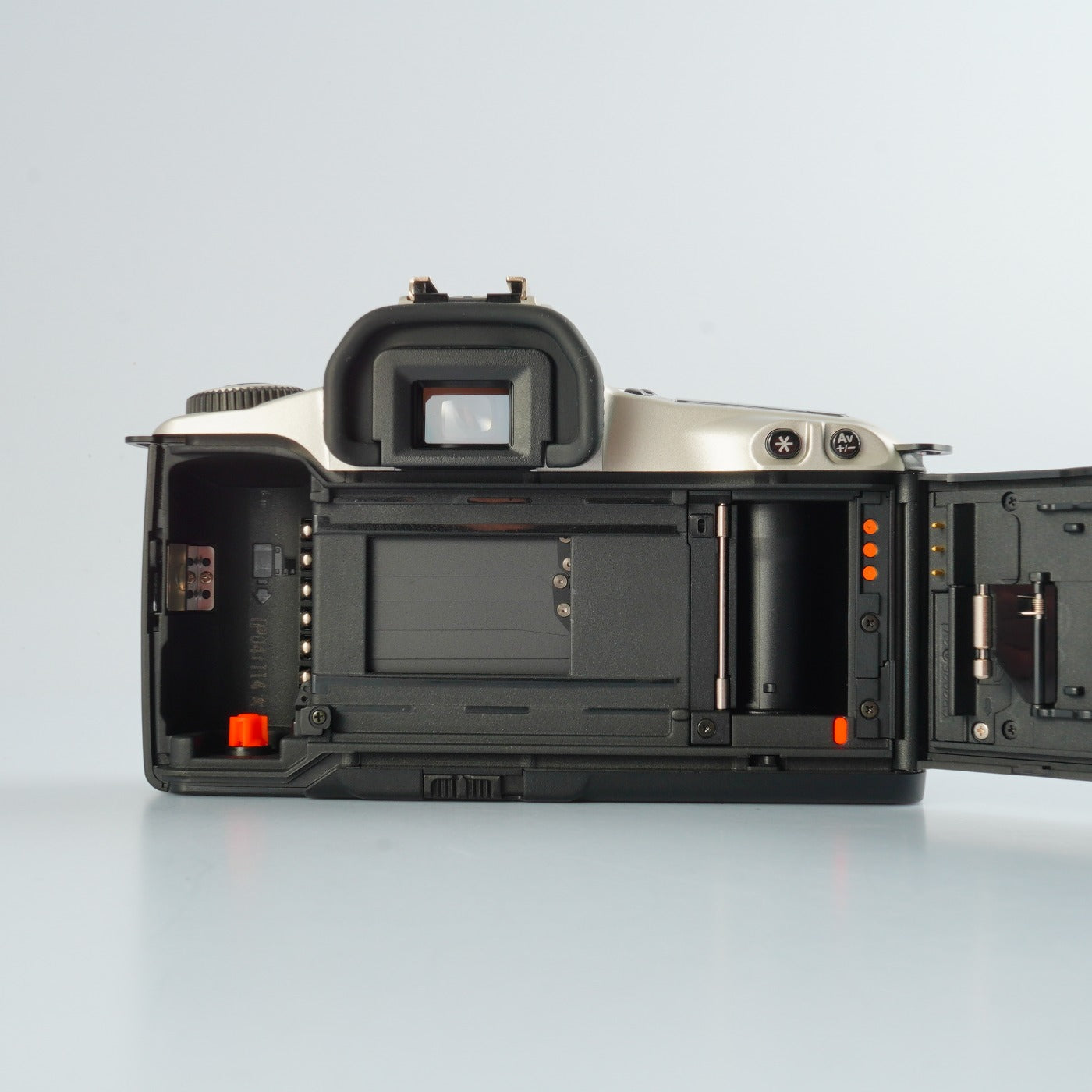 Canon EOS Kiss Ⅲ (REBEL 2000/QD) AF フィルム一眼レフカメラ