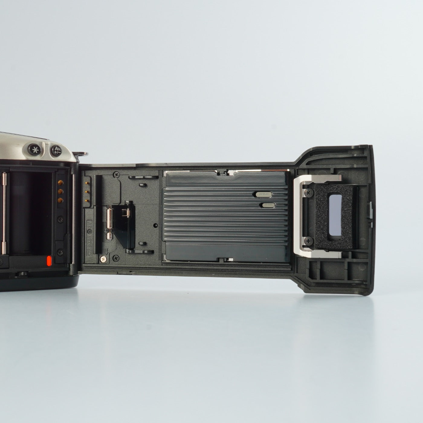Canon EOS Kiss Ⅲ (REBEL 2000/QD) AF フィルム一眼レフカメラ