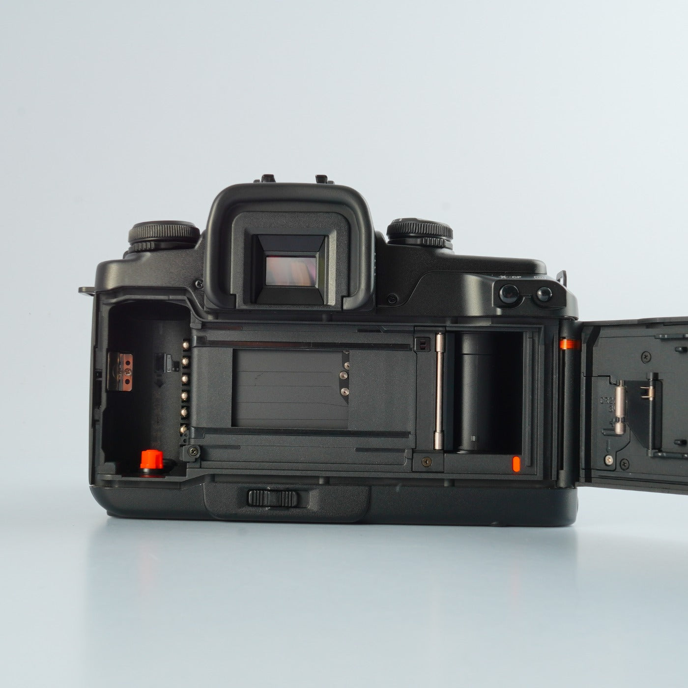 Canon EOS 55 (ELAN II) Black ＋ EF 28-80mm F/3.5-5.6 Ⅱ USM AF フィルム一眼レフカメラ