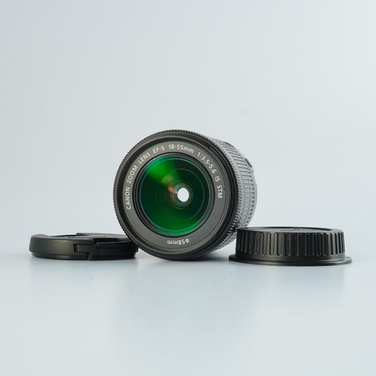 Canon EF-S 18-55mm F/3.5-5.6 IS STM ズームレンズ