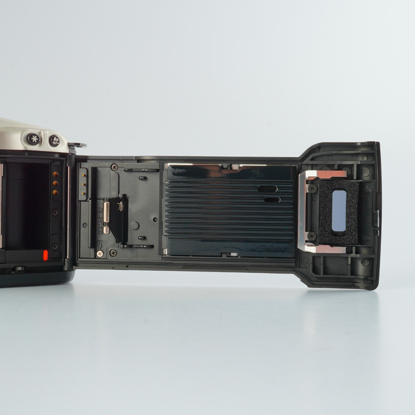 Canon EOS Kiss (REBEL XS) AF フィルム一眼レフカメラ