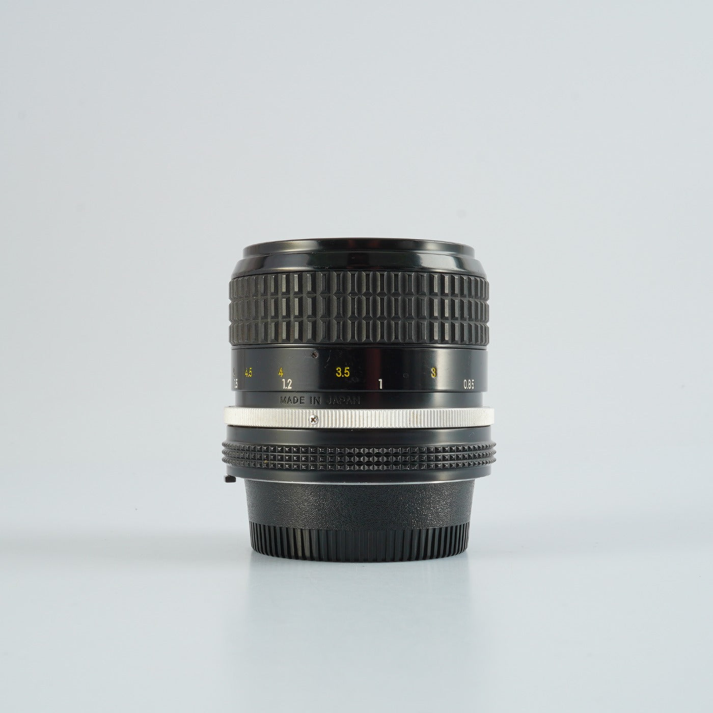 【Serviced】 Nikon Ai NIKKOR 85mm F/2 単焦点レンズ