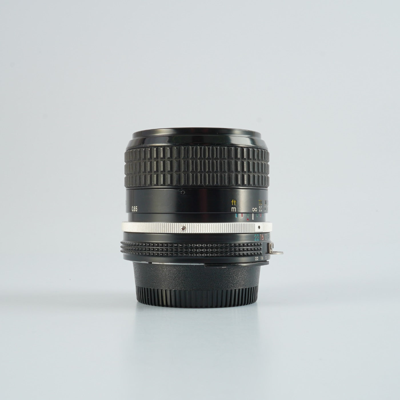 【Serviced】 Nikon Ai NIKKOR 85mm F/2 単焦点レンズ