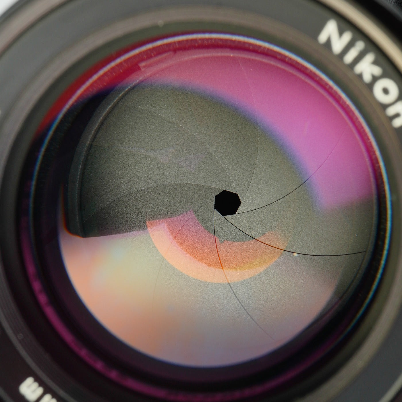 【Serviced】 Nikon Ai NIKKOR 85mm F/2 単焦点レンズ