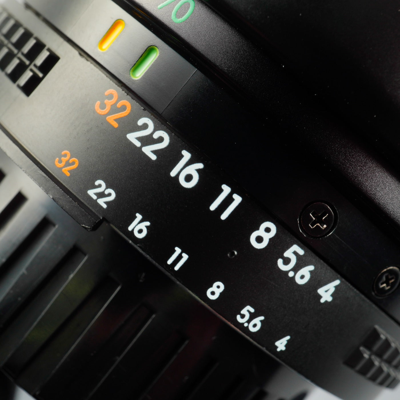Nikon AF NIKKOR 70-210mm F/4-5.6 ズームレンズ