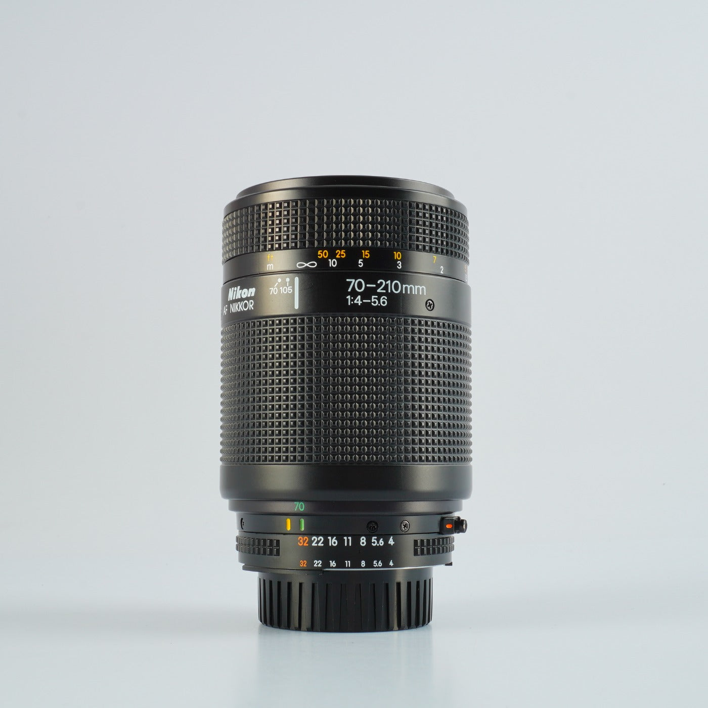 Nikon AF NIKKOR 70-210mm F/4-5.6 ズームレンズ