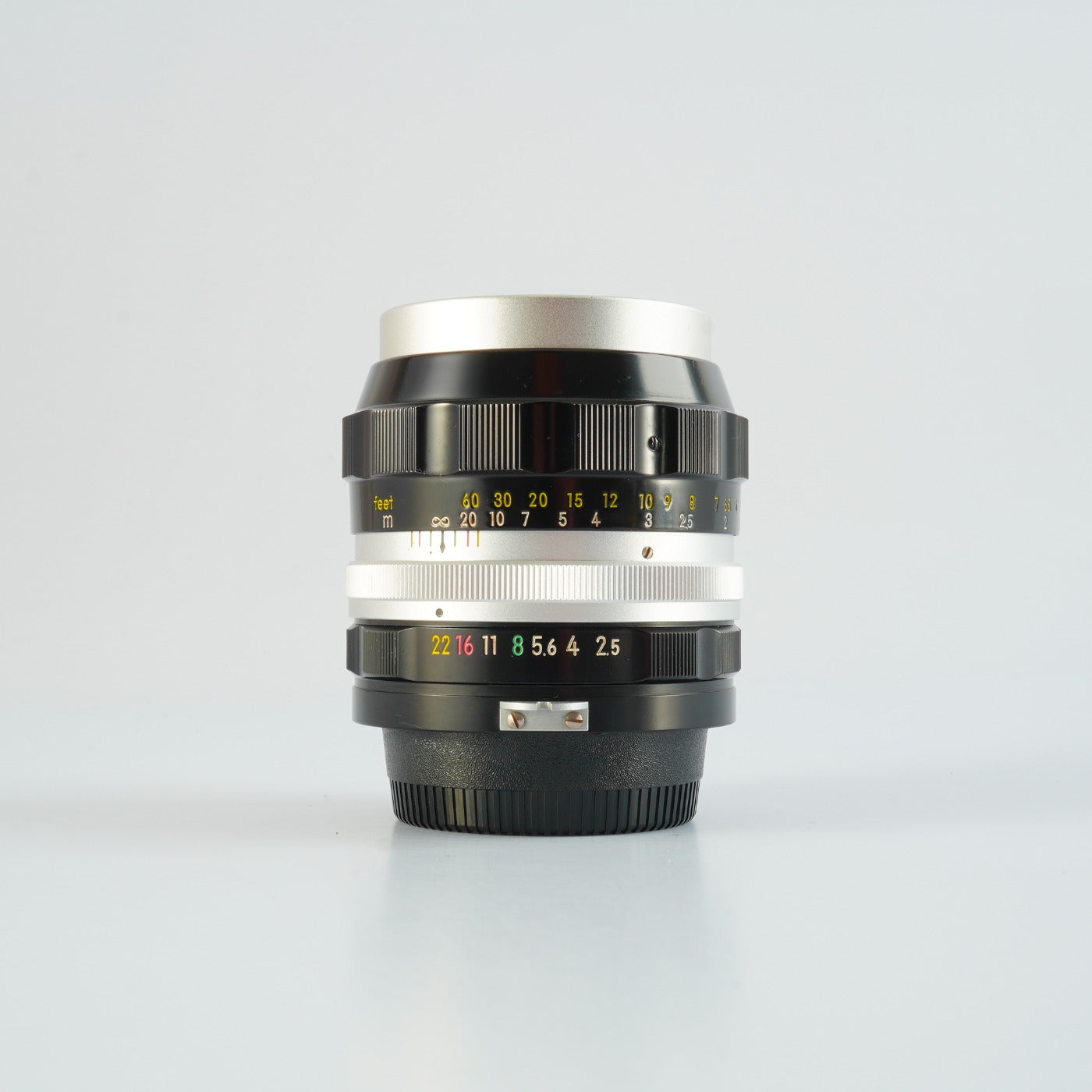 【Serviced】 Nikon 非Ai NIKKOR-P Auto 105mm F/2.5 単焦点レンズ