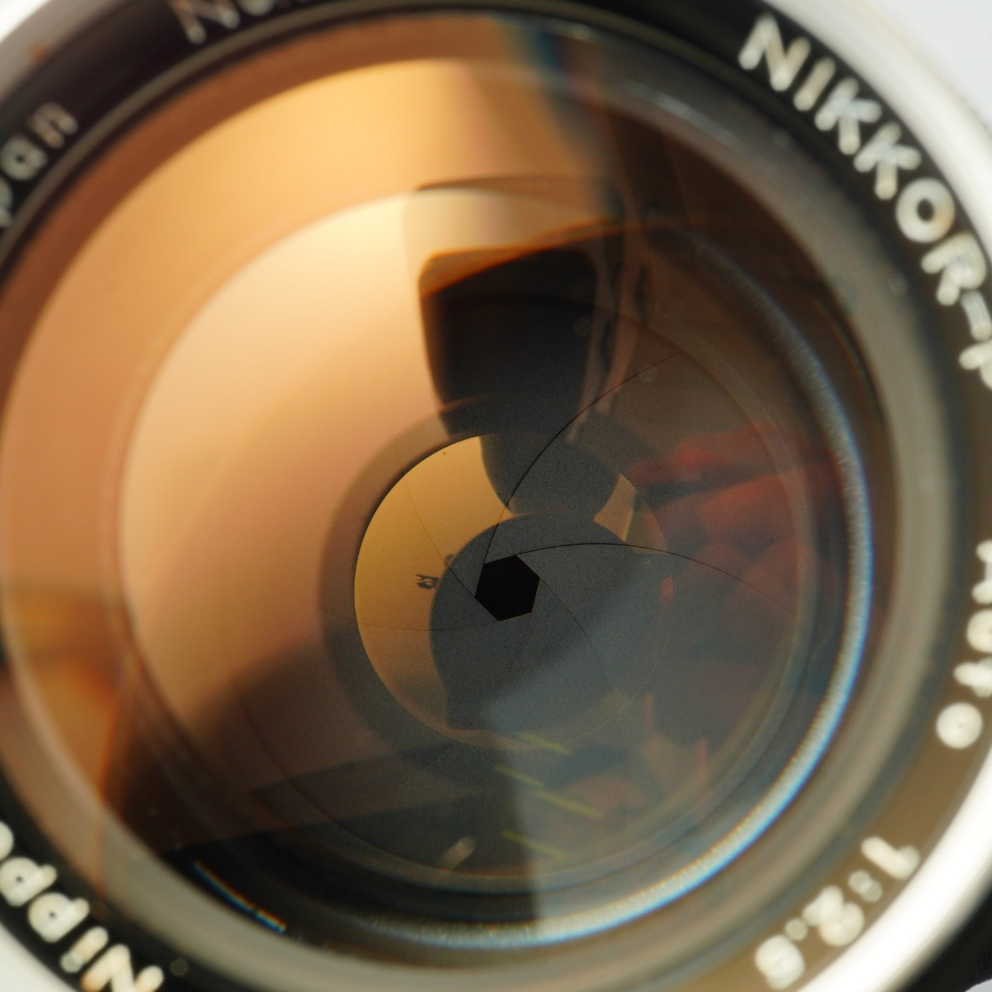 【Serviced】 Nikon 非Ai NIKKOR-P Auto 105mm F/2.5 単焦点レンズ