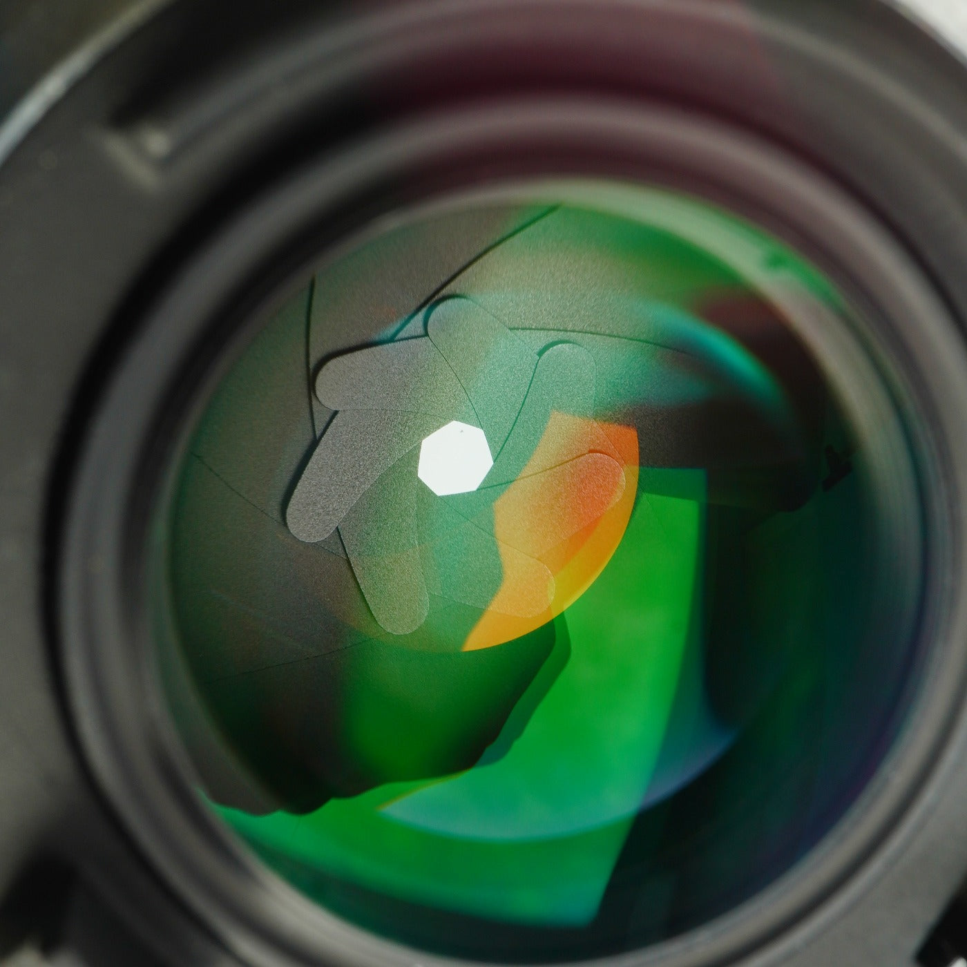 Nikon Ai NIKKOR 28mm F/2 単焦点レンズ