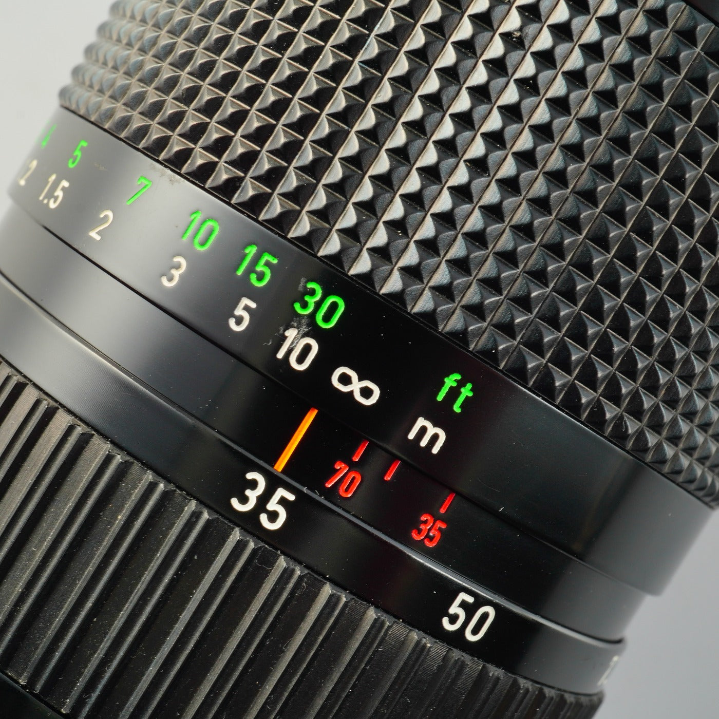 Canon FD 35-70mm F/4 ズームレンズ
