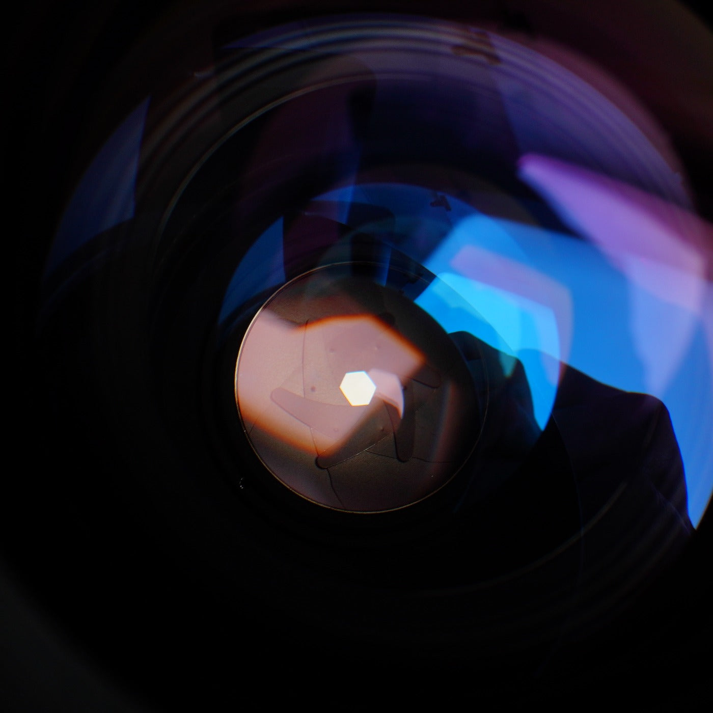 Canon FD 35-70mm F/4 ズームレンズ