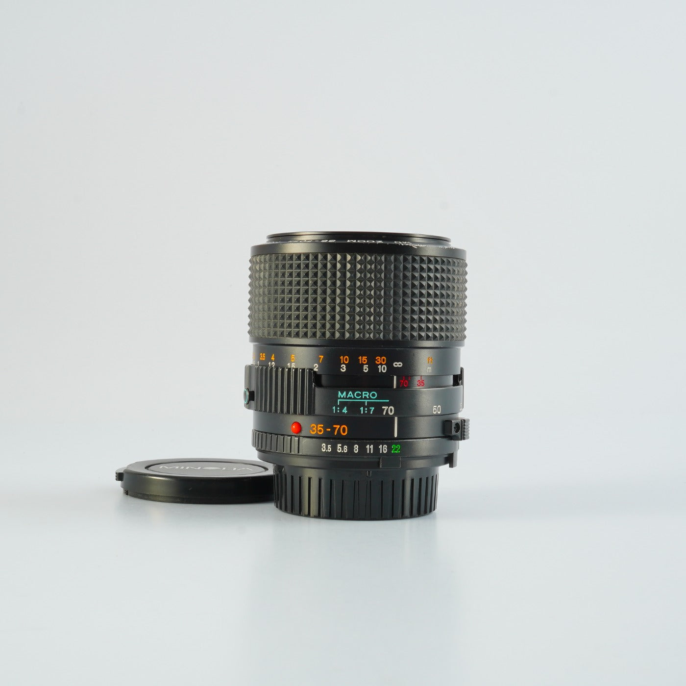 MINOLTA MD ZOOM 35-70mm F/3.5 MACRO ズームレンズ