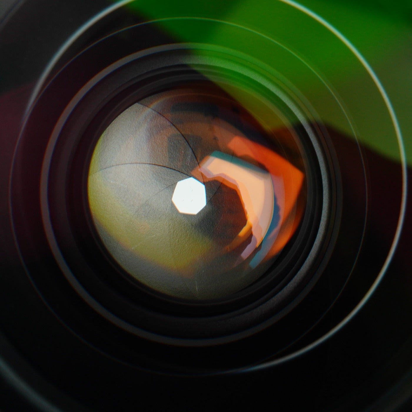 MINOLTA MD ZOOM 35-70mm F/3.5 MACRO ズームレンズ