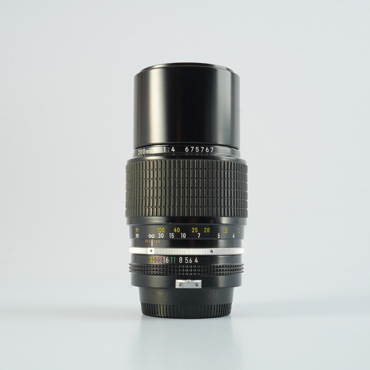 Nikon 非Ai NIKKOR 200mm F/4 単焦点レンズ