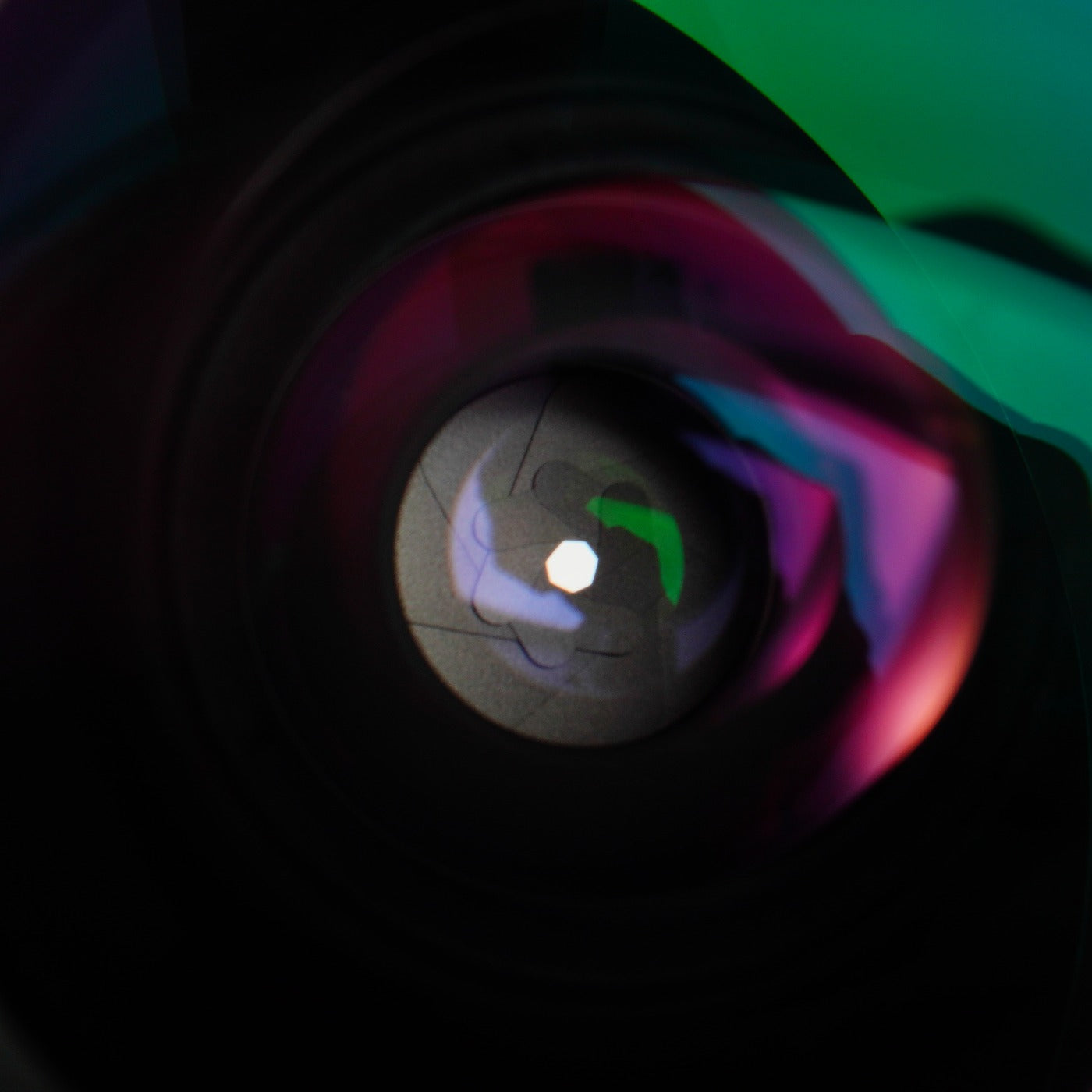 Nikon Ai Nikkor 28mm F/2.8 単焦点レンズ