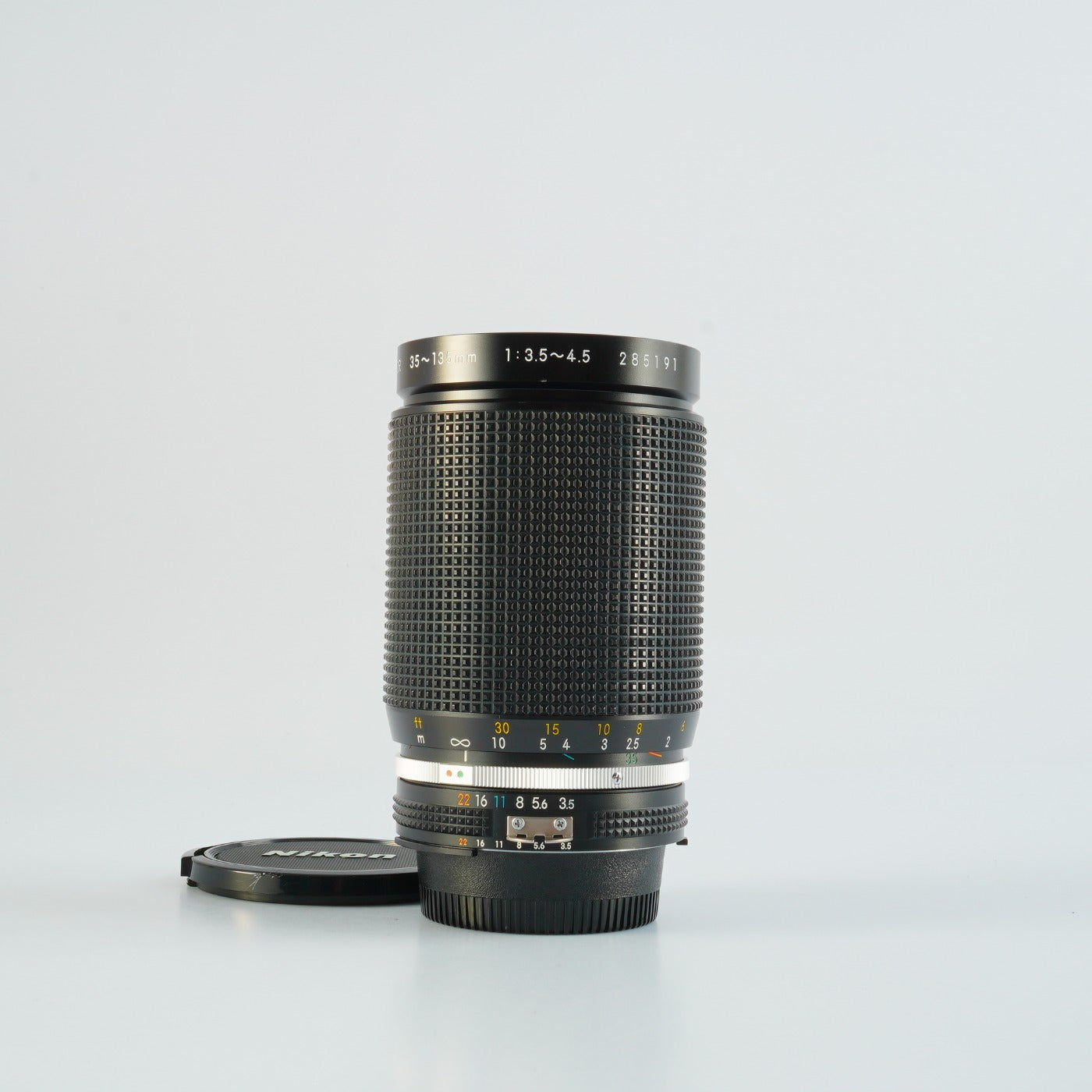Nikon Ai-S Zoom-NIKKOR 35-135mm F/3.5-4.5 ズームレンズ