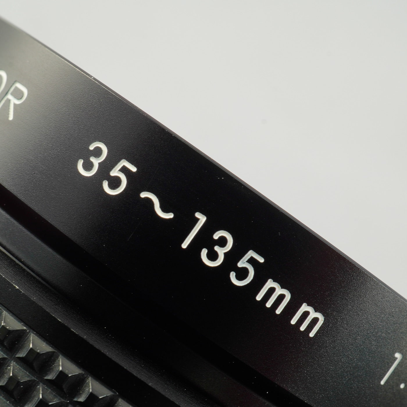 Nikon Ai-S Zoom-NIKKOR 35-135mm F/3.5-4.5 ズームレンズ