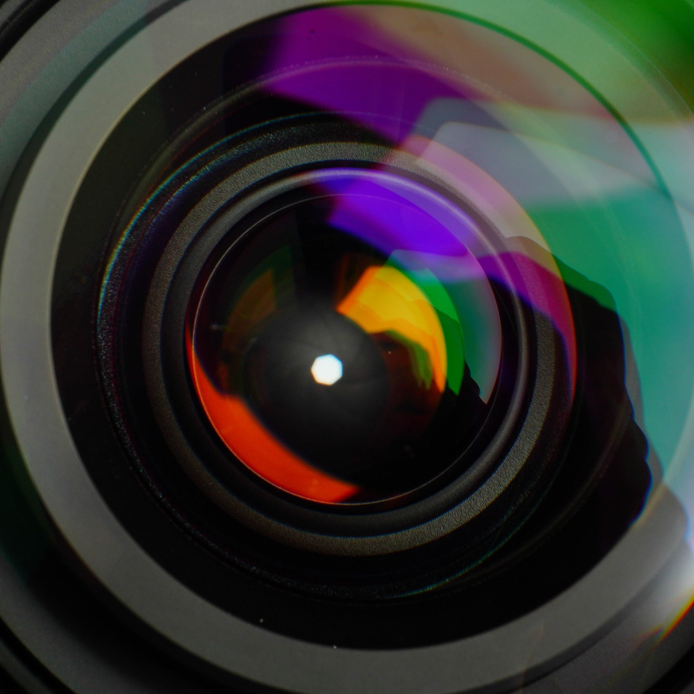 Nikon Ai-S Zoom-NIKKOR 35-135mm F/3.5-4.5 ズームレンズ