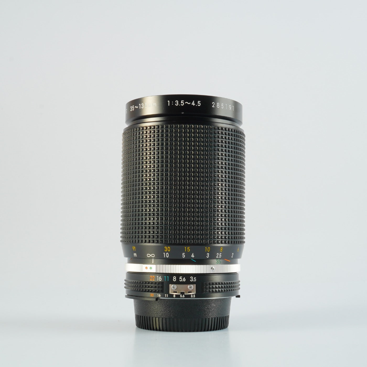 Nikon Ai-S Zoom-NIKKOR 35-135mm F/3.5-4.5 ズームレンズ
