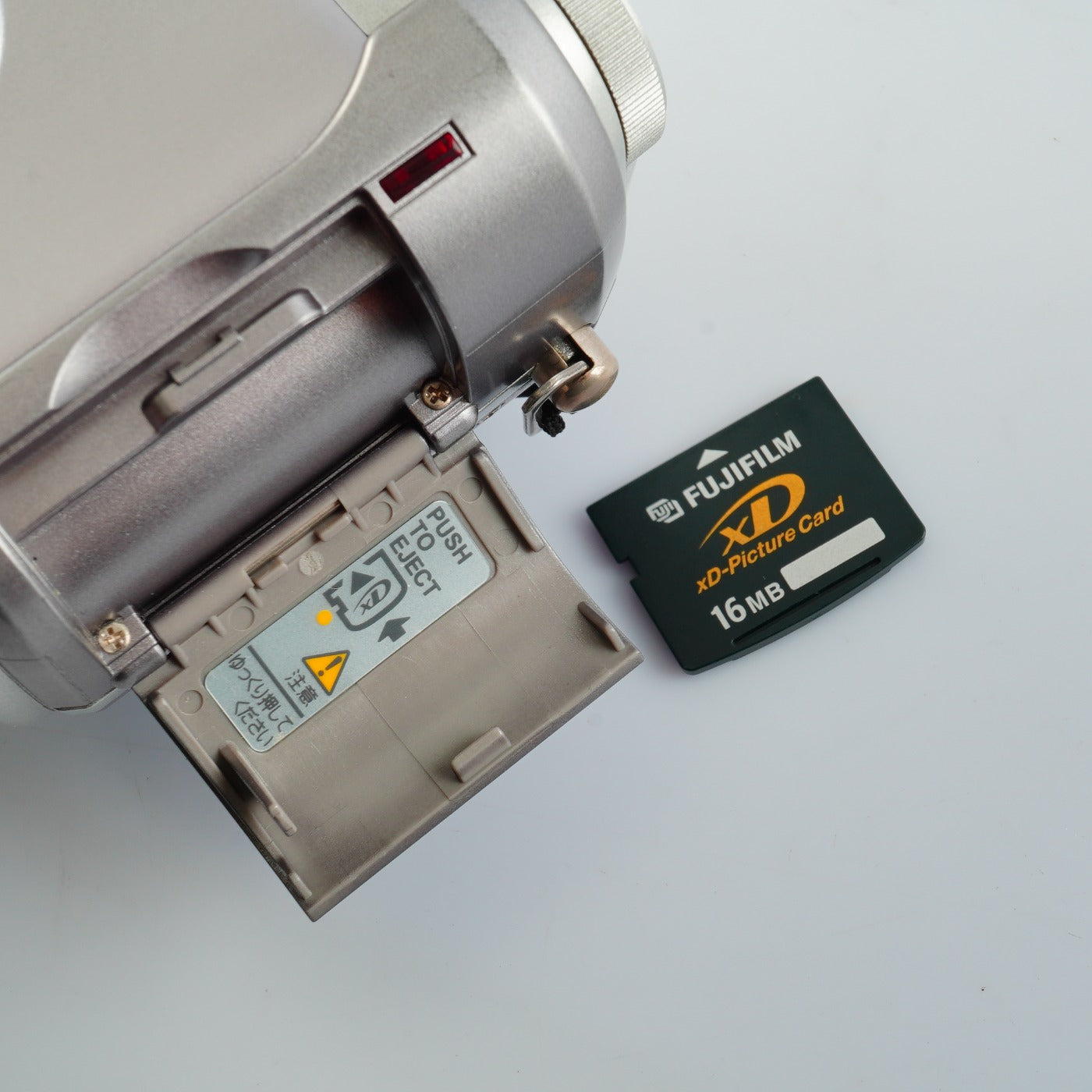 OLYMPUS CAMEDIA C-755 Ultra Zoom + XD 16MB コンパクトデジタルカメラ