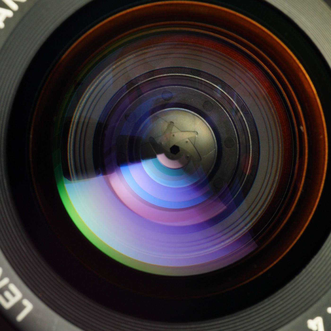 Canon FD 35-70mm F/4 ズームレンズ