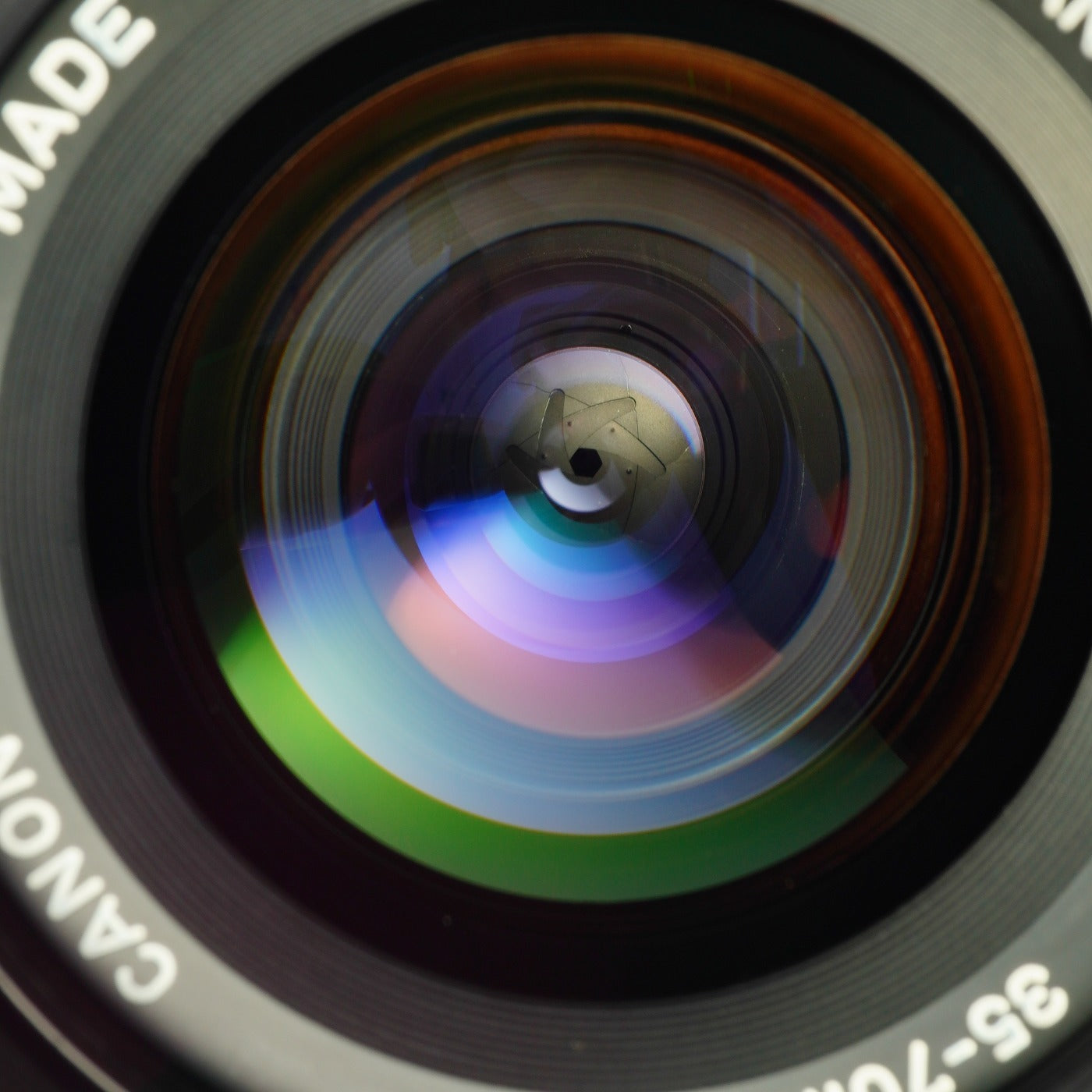 Canon FD 35-70mm F/4 ズームレンズ