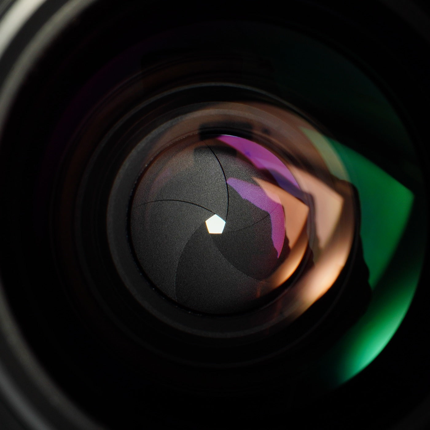 Canon New FD NFD 28mm F/2.8 単焦点レンズ